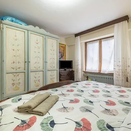 Apartment In San Zeno Mit Schönem Seeblick San Zeno di Montagna